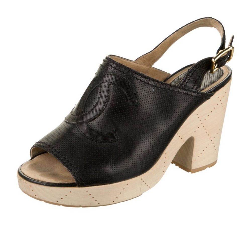 Authentic🎉 CHANEL Black Perforated Leather Sandals